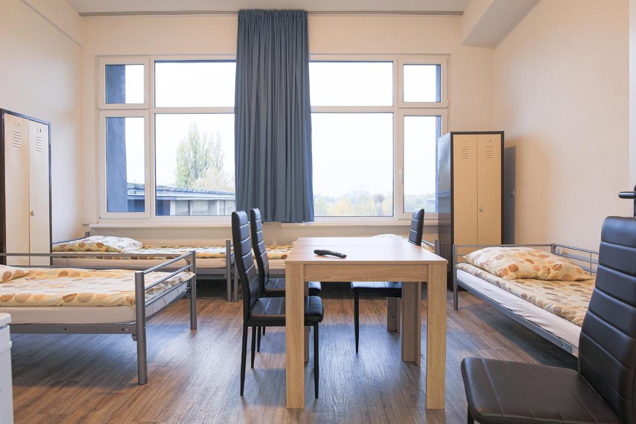 Bed 4-Bed Mixed Dormitory Room